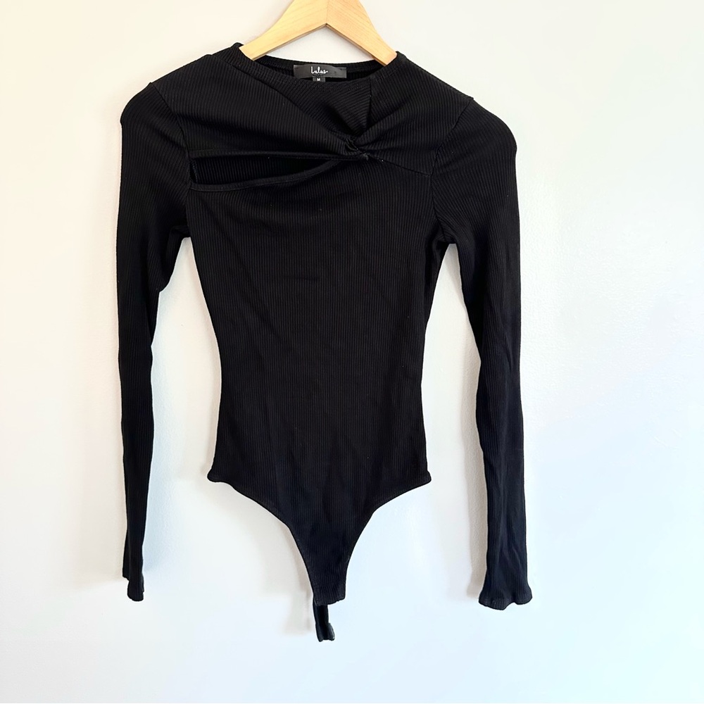 Lulu's Black Ribbed Long Sleeve Twist-Front Bodysuit